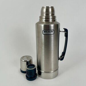 Stanley Heritage Classic Legendary Stainless Steel 2 Quart/1.9L Thermos Bottle